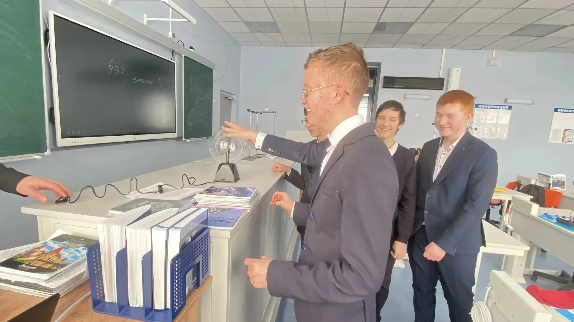 💡 Увлекательное путешествие в мир науки!  🧬Перед праздником Дня науки, традиционно отмечаемого 8 фев