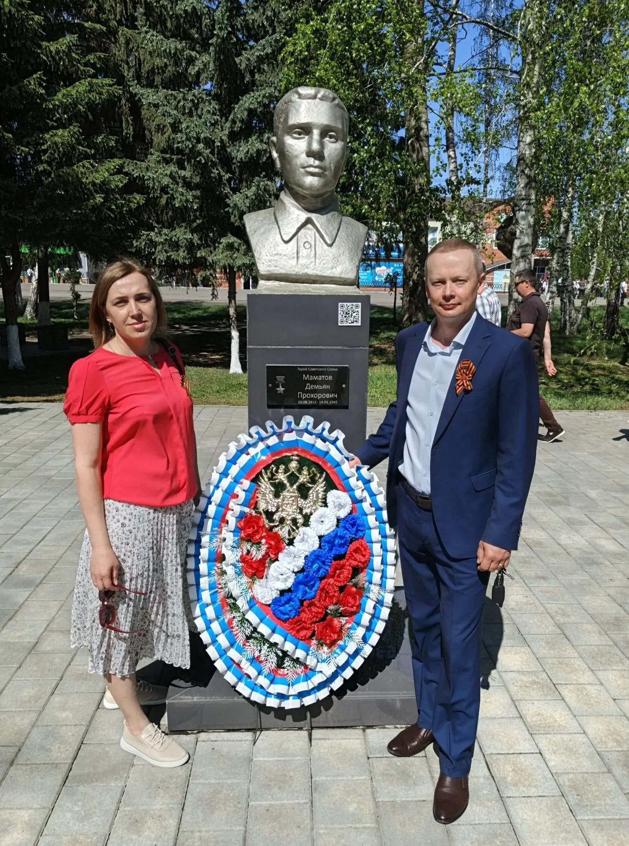 Венки памяти – благодарность героям!