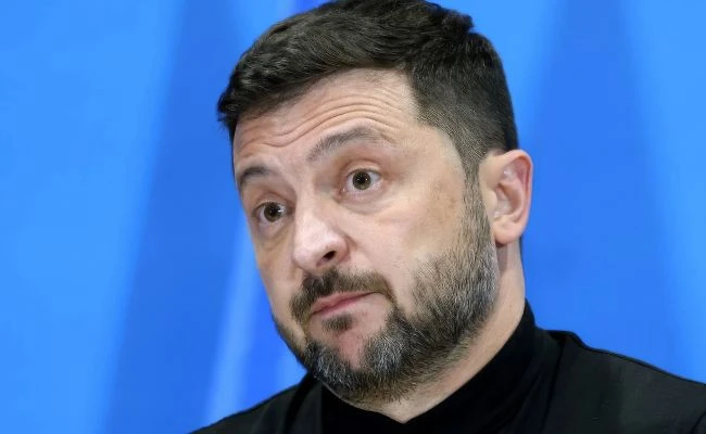 Глава киевского режима Владимир Зеленский анонсировал новый мирный план. Об этом сообща...