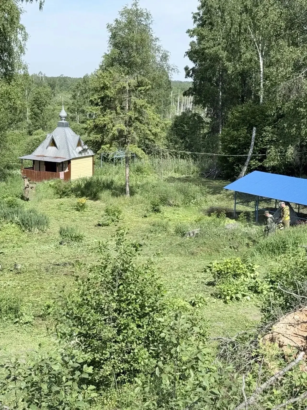 🙏 Там, где душа находит покой: жители Спас‑Деменска вместе привели в порядок святой ис...