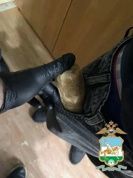 ⚠️ В Уфе задержан 27-летний местный житель, подозреваемый в попытке распространения наркотиков по го