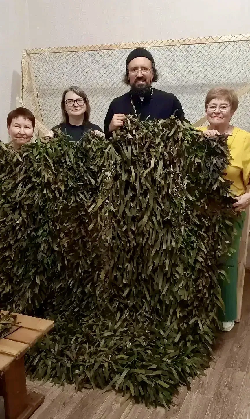 На приходе Крестовоздвиженского храма г.Иркутска родилась группа поддержки воинов СВО«Л...
