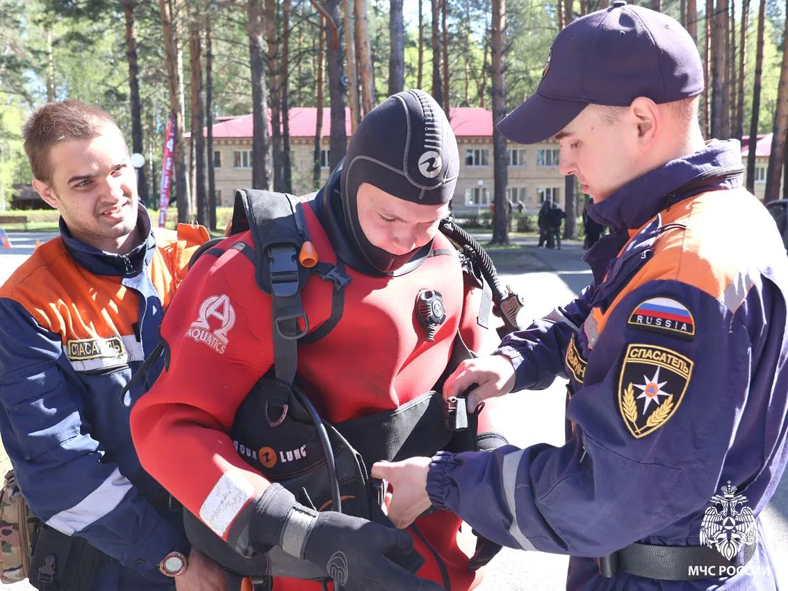 🔥В Томской области стартовал региональный этап ХХ Всероссийских соревнований «Школа безопасности»   