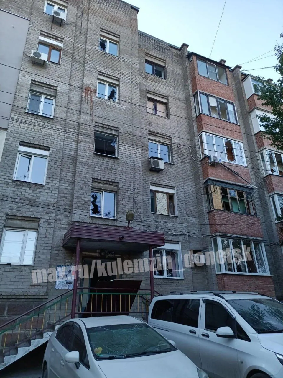 ❗️В результате ночной атаки БПЛА в Будённовском районе Донецка повреждены дома и автомо...