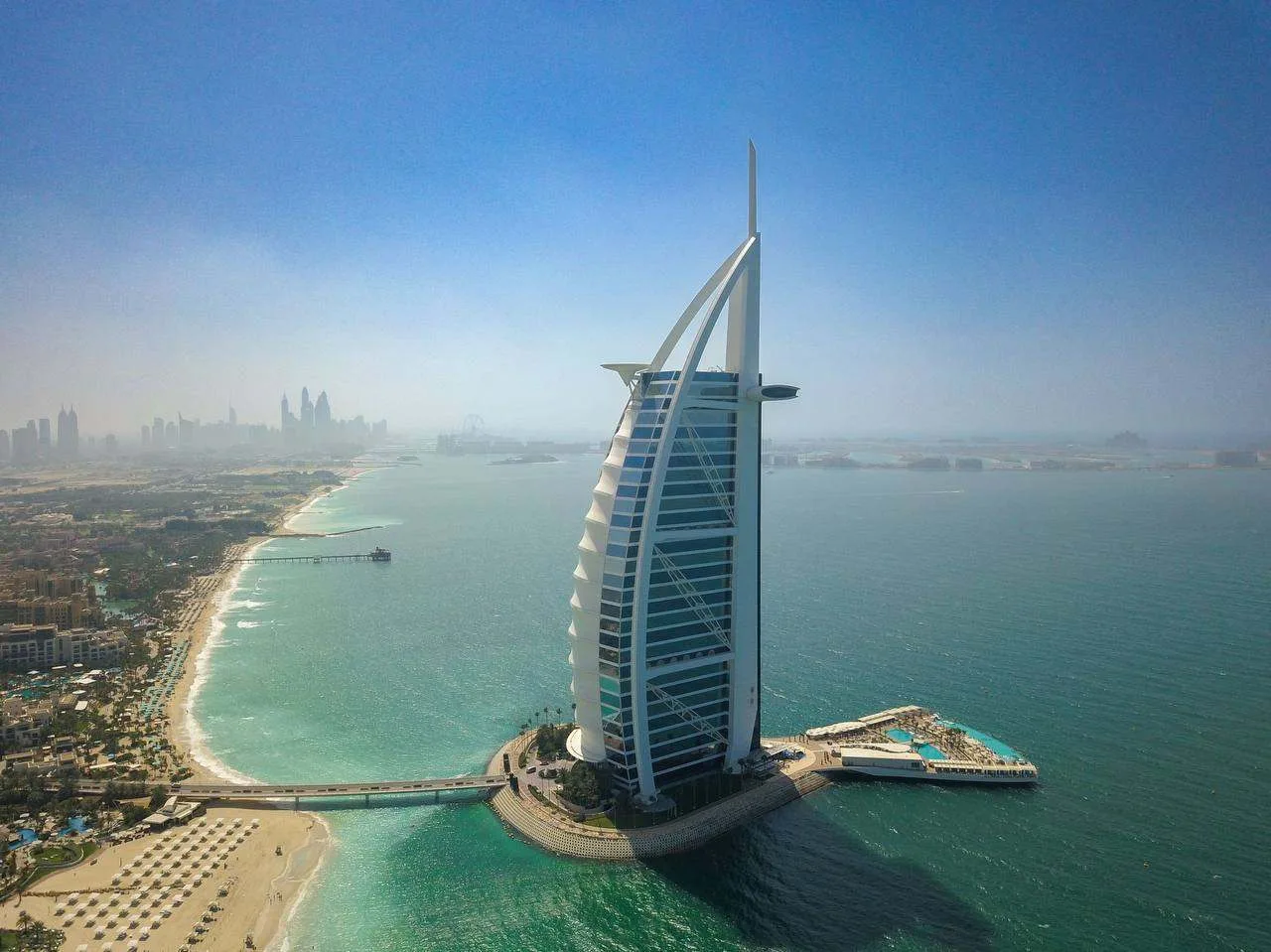 Знаменитый Парус — Burj Al Arab — будет недоступен еще год❗️