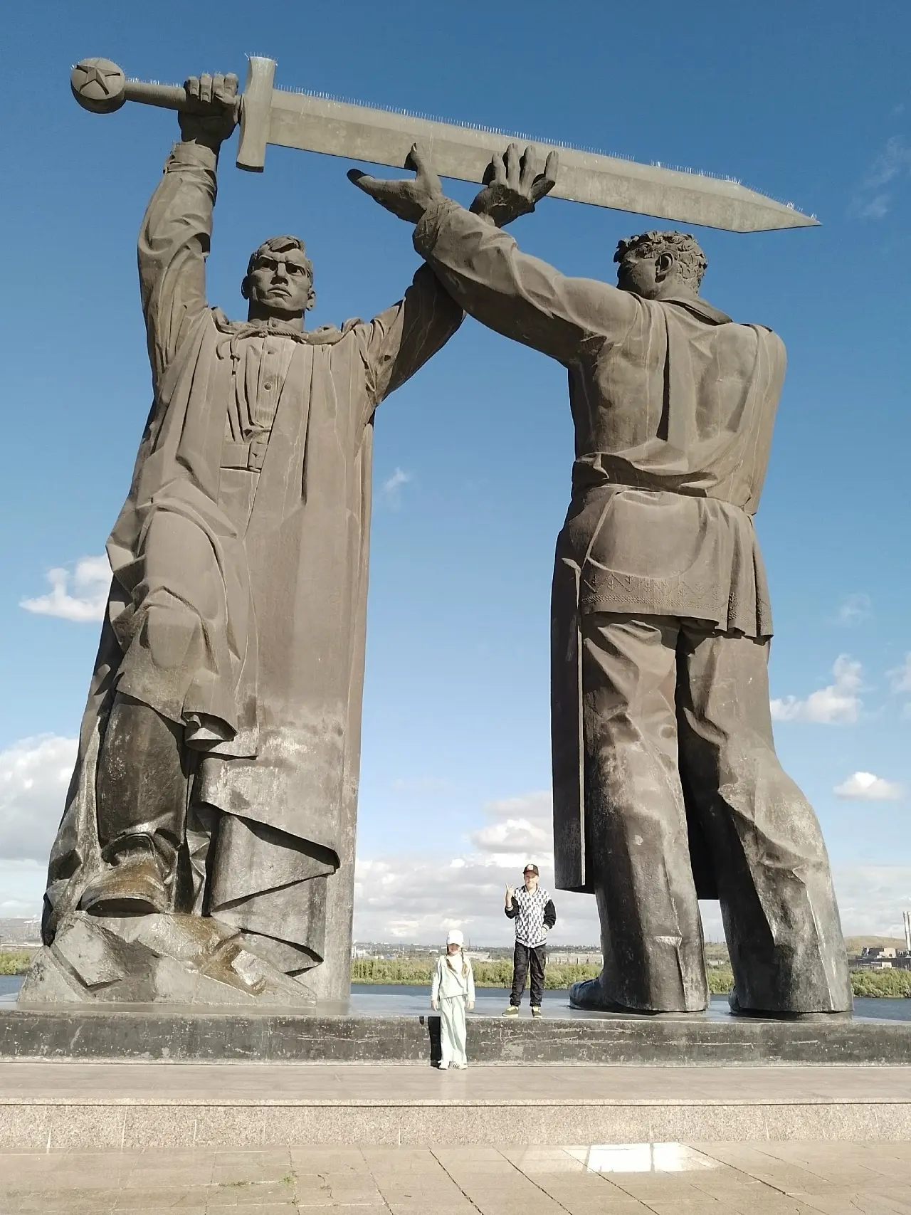 Наши замечательные победители фотоконкурса «Как я провел это лето», ваши заслуженные по...