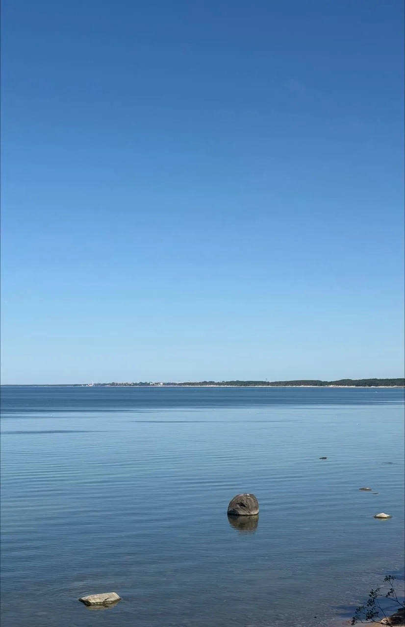 Лето — прекрасная возможность попробовать что-то новое 💙

Вчера с друзьями отдыхали на природе: мно