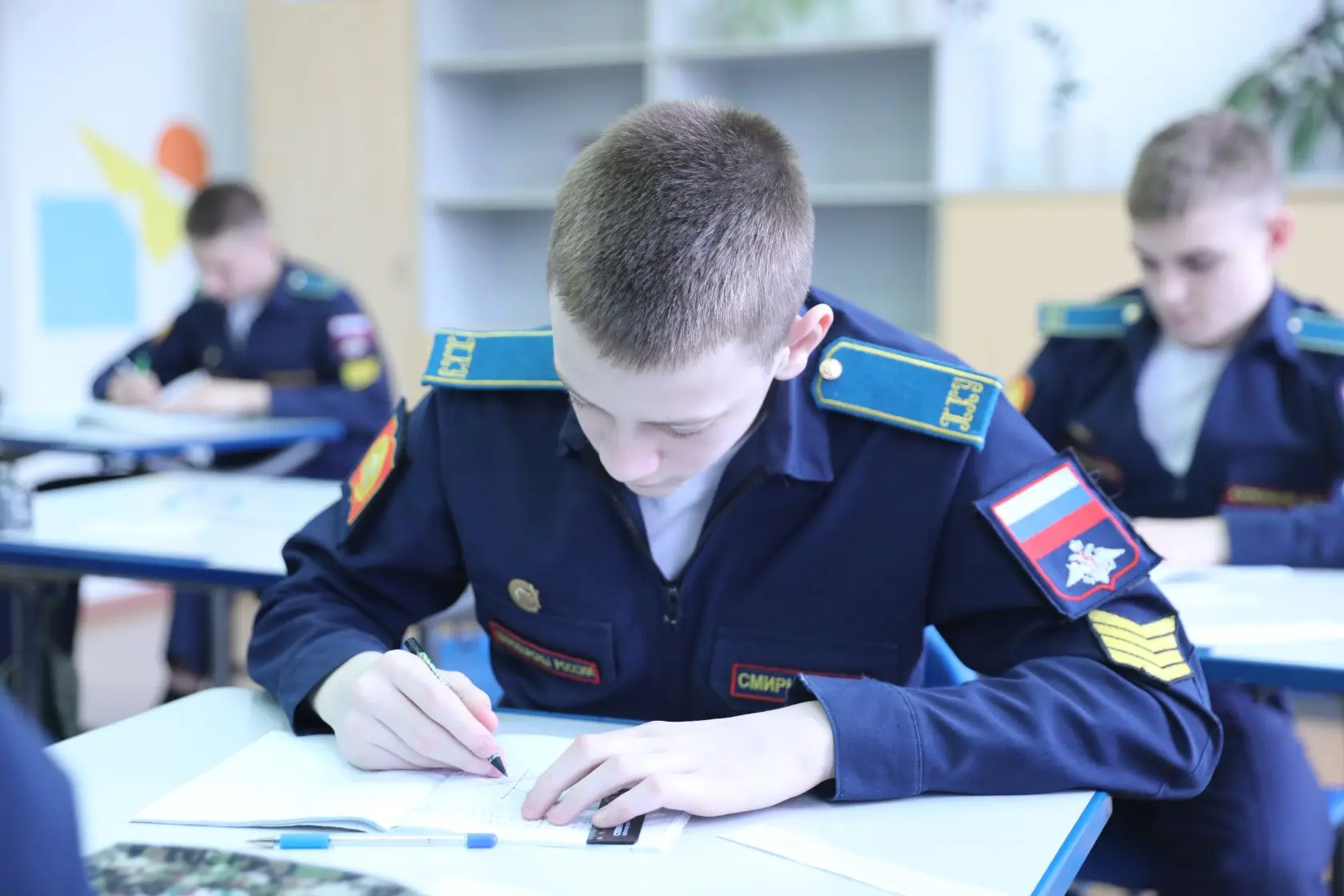 Кадеты 86 учебного взвода на уроке алгебры проходили тему "Анализ оперативной обстановки: решение ли