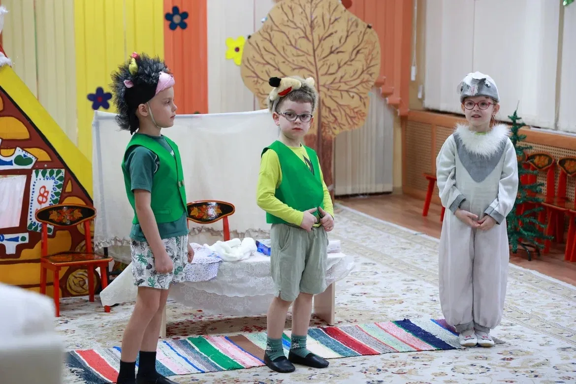 🎭 В гостях у сказки  В дошкольном отделении корпуса 4 прошли открытые занятия театральной студии «Ря