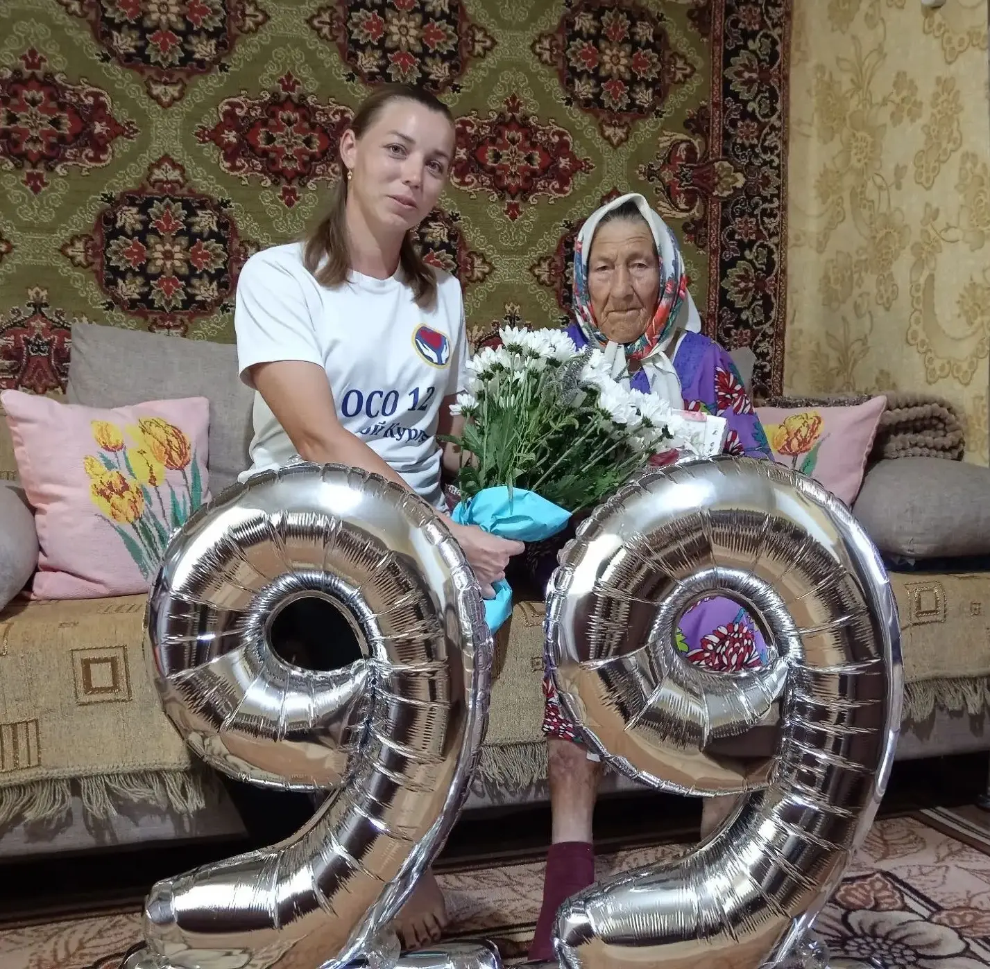 🎉 В рамках проекта «Время активных» волонтёры МБУ «ЦСОГПВиИ Сальского района» проявляют любовь и за