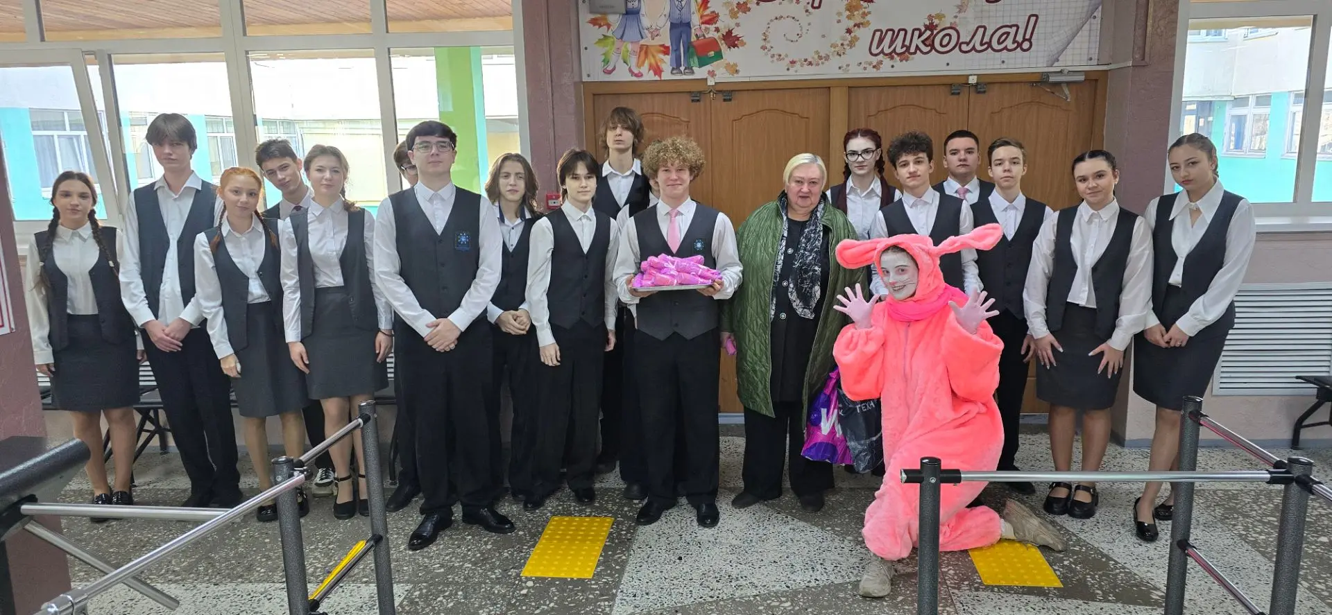 💫Сегодня в нашей школе прошёл яркий и трогательный праздник-День учителя!