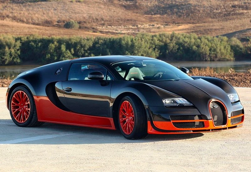 Комплект покрышек для Bugatti Veyron обходится счастливому обладателю суперкара в 42 ты...