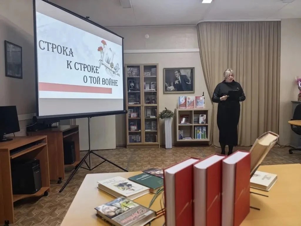 🦉 Дорогие друзья! Это школьный совёнок с важной весточкой! 🦉  Знаете, какие крылья у поэзии? Бесконе