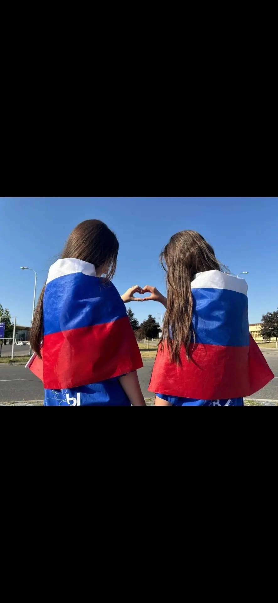 🇷🇺 День Российского флага с учащимися ГБОУ «СОШ № 4 г.Сунжа им.А.М.Калиматова»!