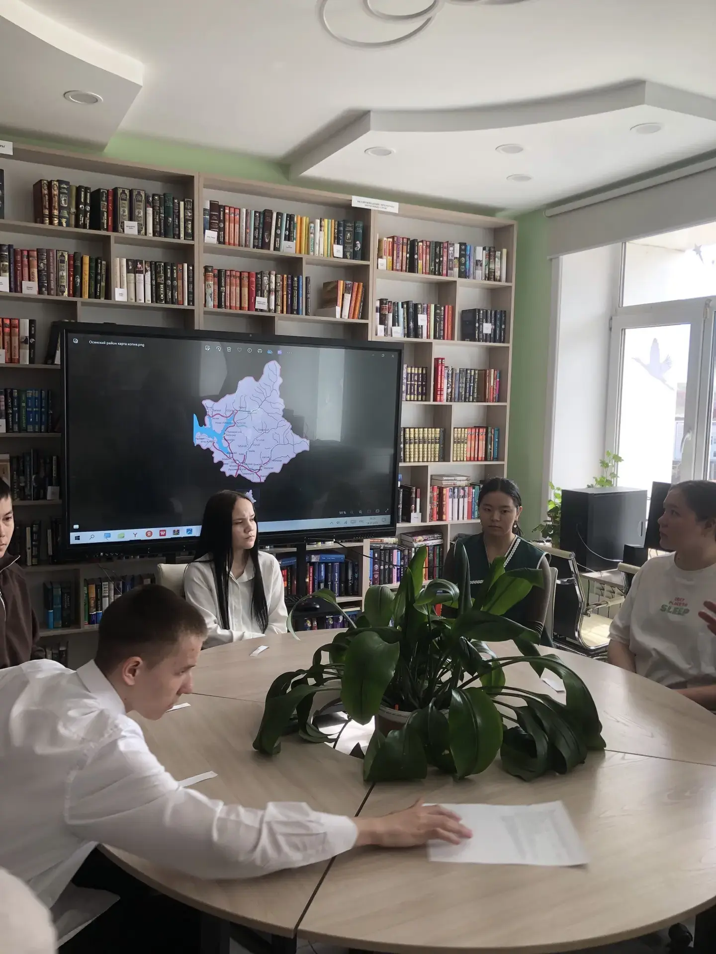 БУДУЩЕЕ РАЙОНА В РУКАХ МОЛОДЫХ: НАШИ ДЕСЯТИКЛАССНИЦЫ ПРИНЯЛИ УЧАСТИЕ В ПРОФОРИЕНТАЦИОНН...