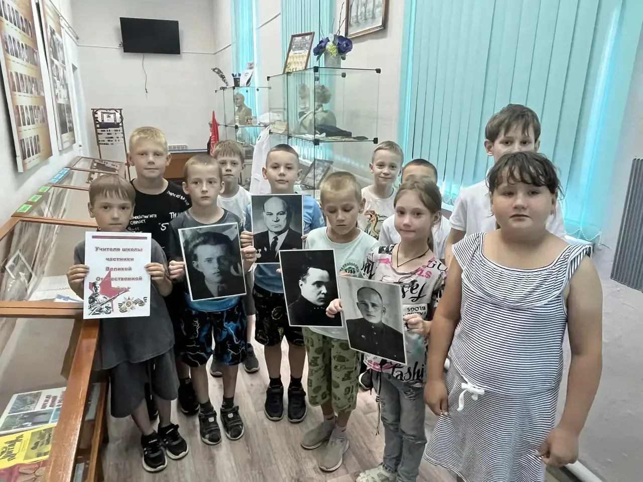 19 июня, в преддверии Дня памяти и скорби, воспитанники 3 отряда лагеря дневного пребывания МКОУ СОШ