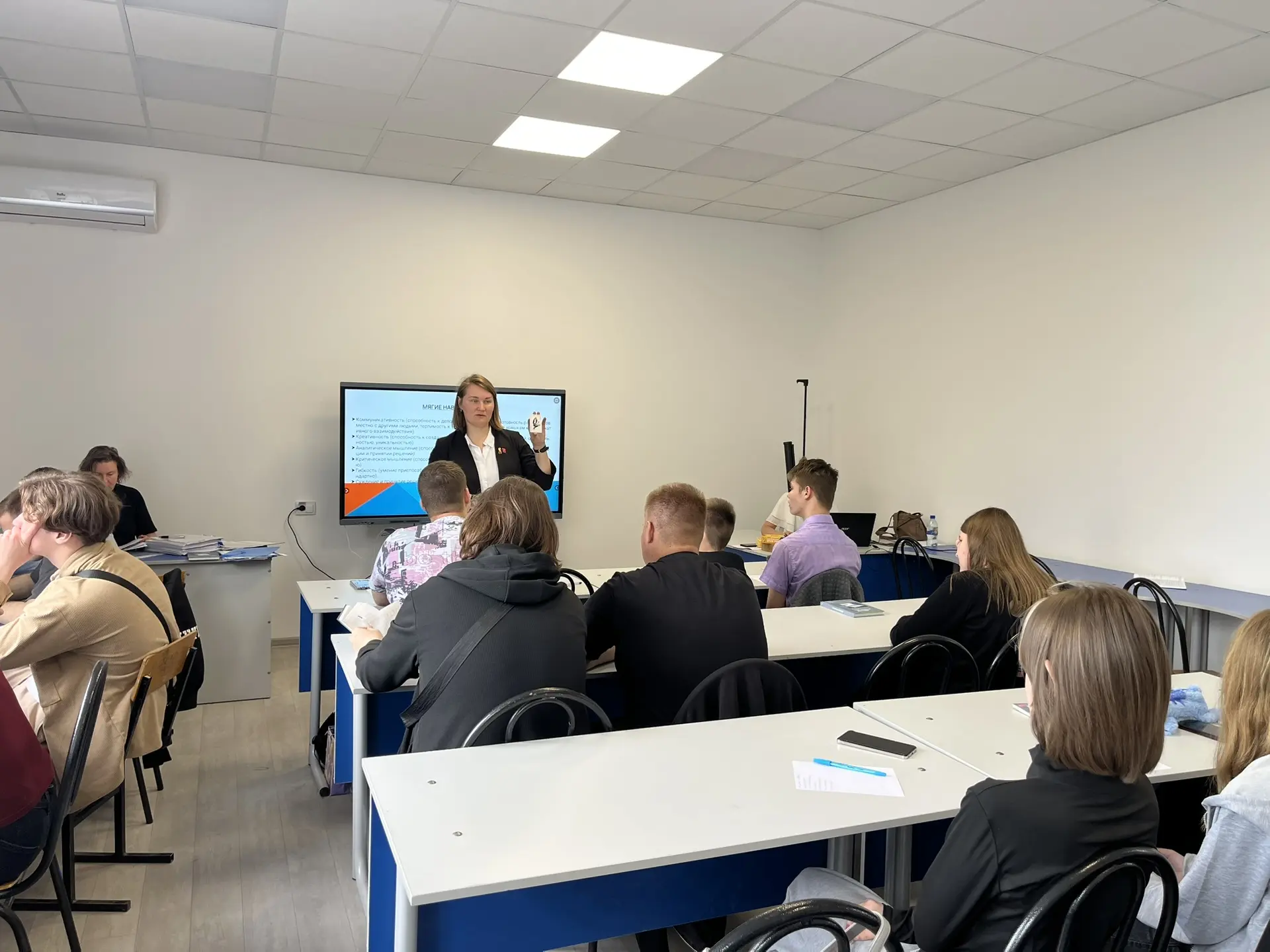 Прокачиваем Soft Skills: первый шаг к успешной карьере! 💎📈  В нашем техникуме прошел необычный учебн