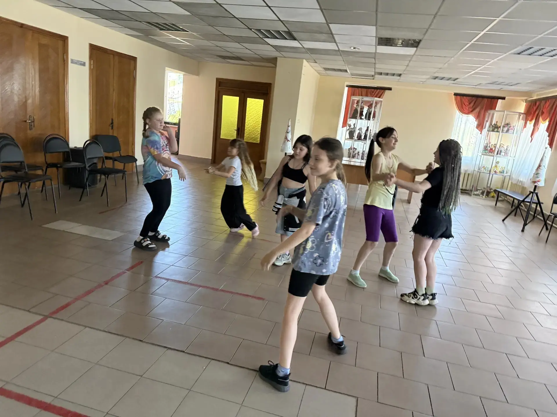 Танцевальная программа "Мы на движе!" прошла для девчонок и мальчишек в нашем Центре ку...
