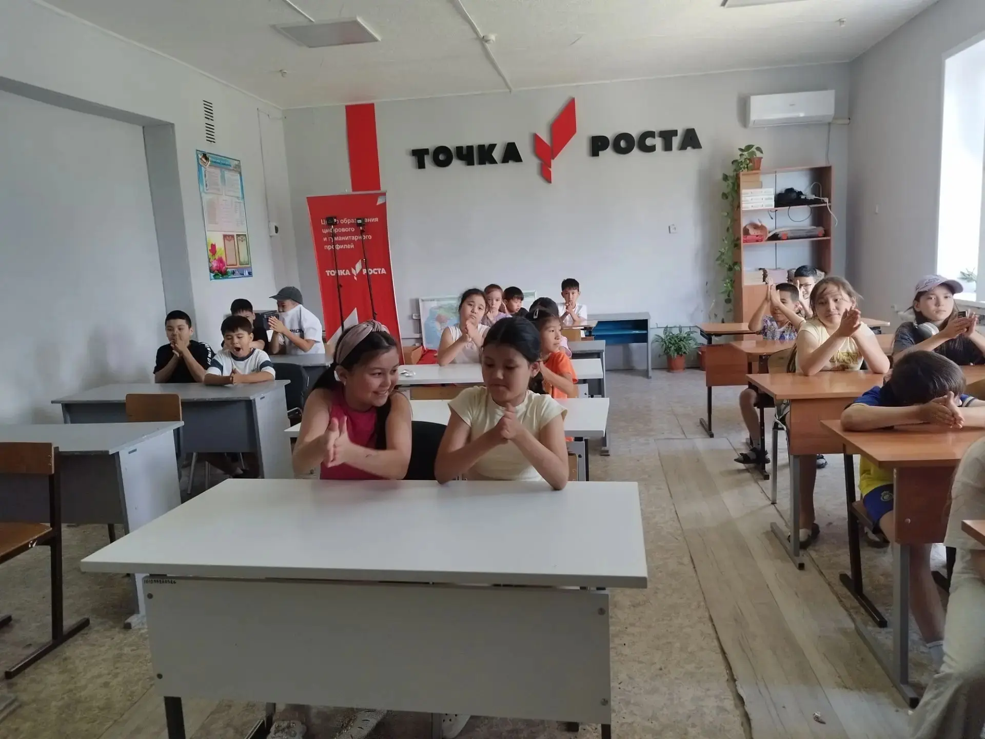 Будни пришкольного лагеря «Нескучные каникулы»🌈☀️🏃
По страницам истории 2,4 отряд
