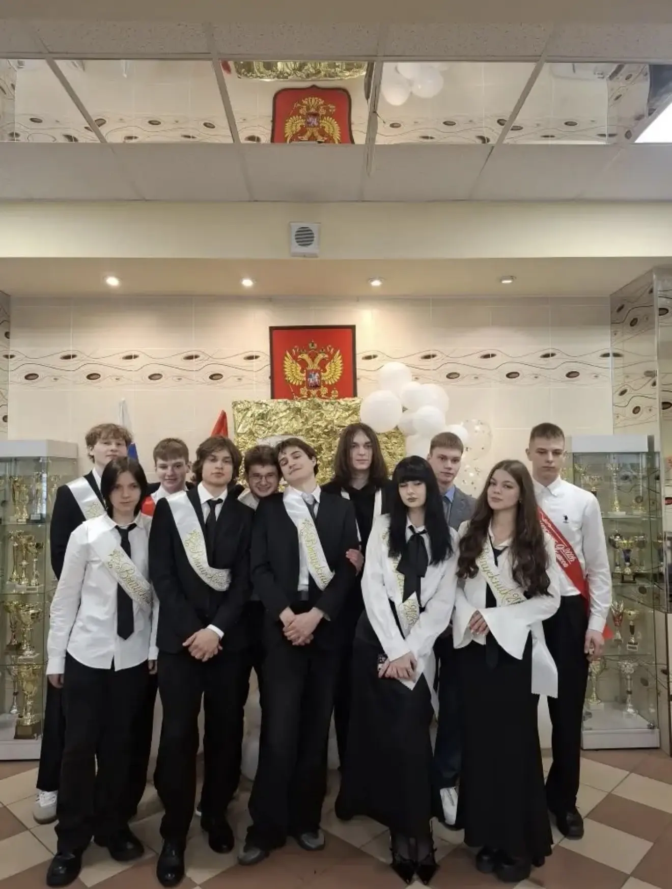 🫶 Добрый #челлендж поддержки выпускников

Напоминание на сегодня:
«Не позволяйте страху перед ошибк