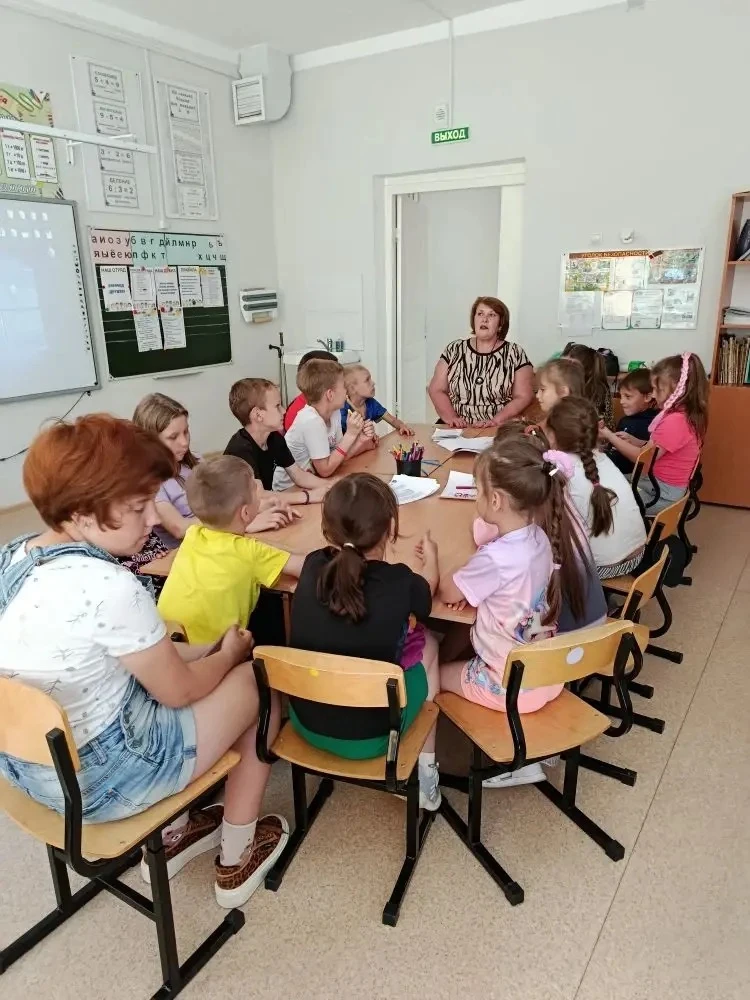 🌈Понедельник в нашем школьном лагере прошёл на одном дыхании! Сегодня у нас был День безопасности.
