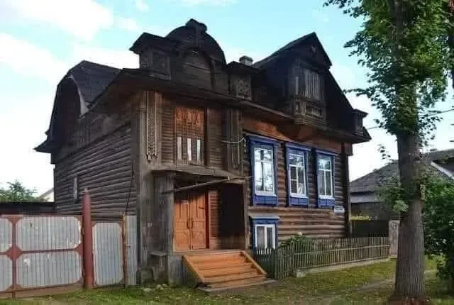 Женщина купила на удивление дёшево отличный дом в деревне. Но зайдя в дом остолбенелa.