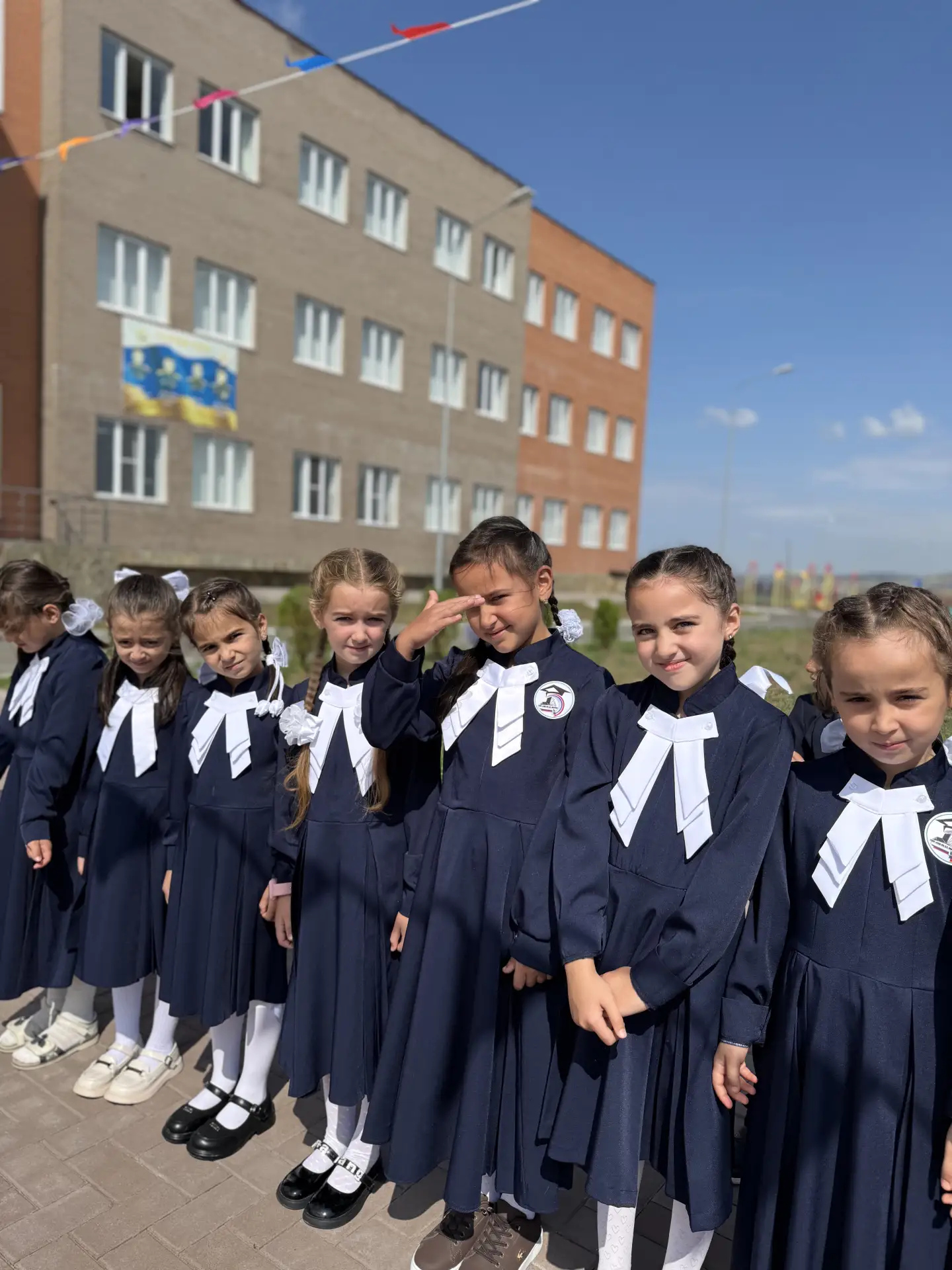 🎓 День знаний в нашей школе: праздник первого звонка!