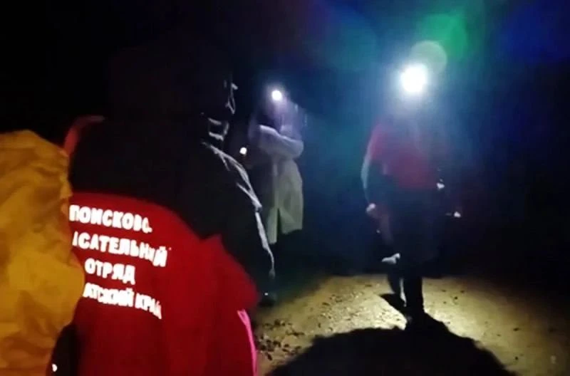 Двое туристов с Ямала — парни 18 и 21 года пошли на мыс Вертикальный на Камчатке, потер...