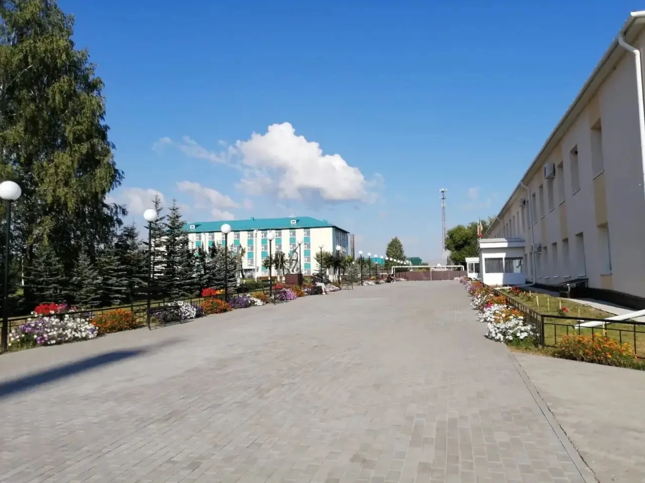 Федеральный эксперимент в Татарстане: поступление в колледжи упростили до двух экзаменов🎓
 
Отличны