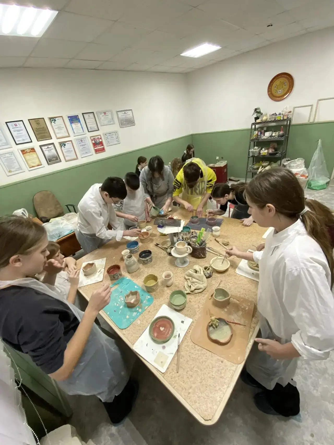 🤲👩‍🎨6 «В» класс вместе с классным руководителем Пащенко Мариной Олеговной постели мастер-класс в Сту