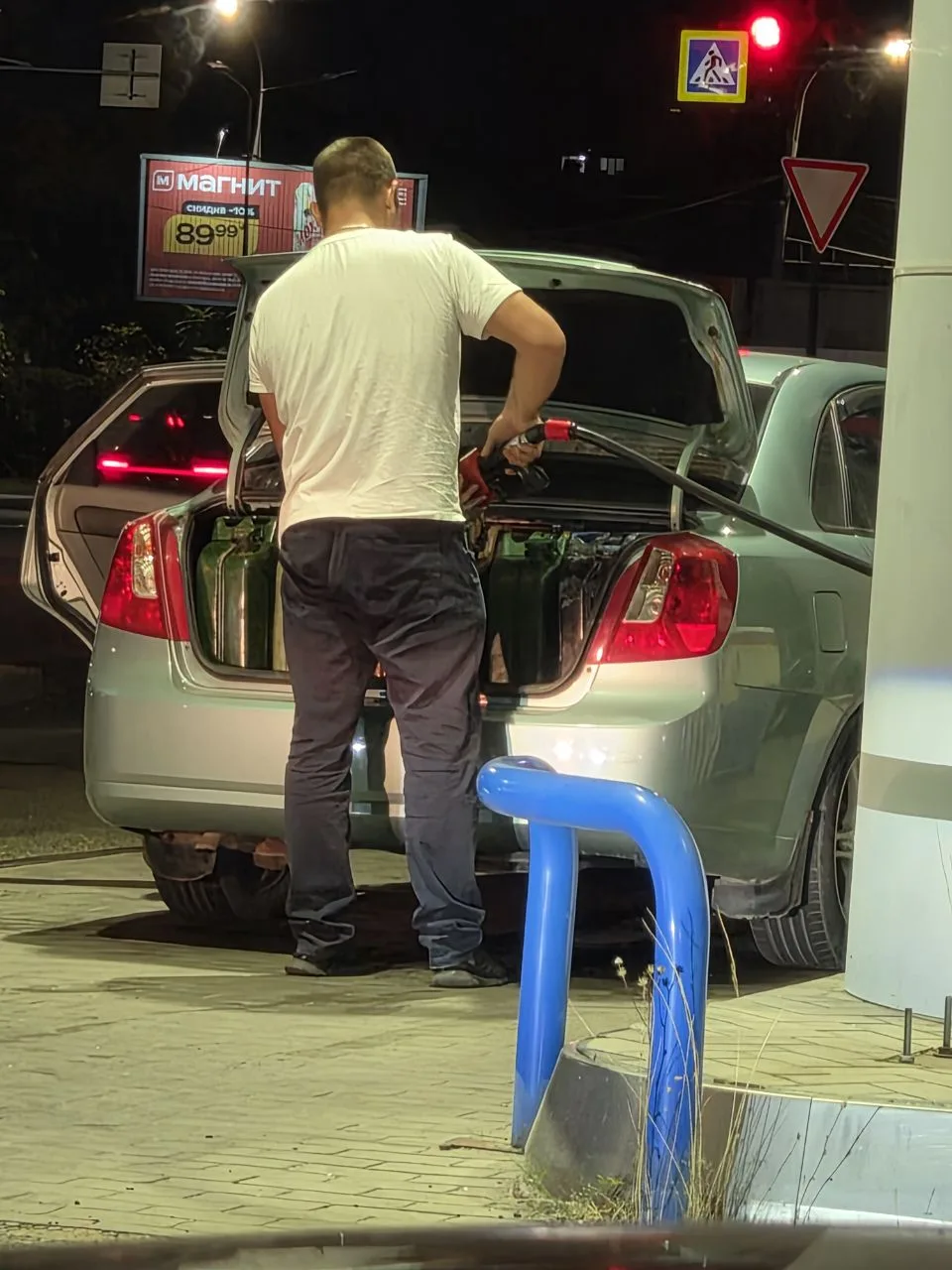 По состоянию на утро 23 августа в городе Краснодаре работают 67 АЗС (сообщаем о том, чт...