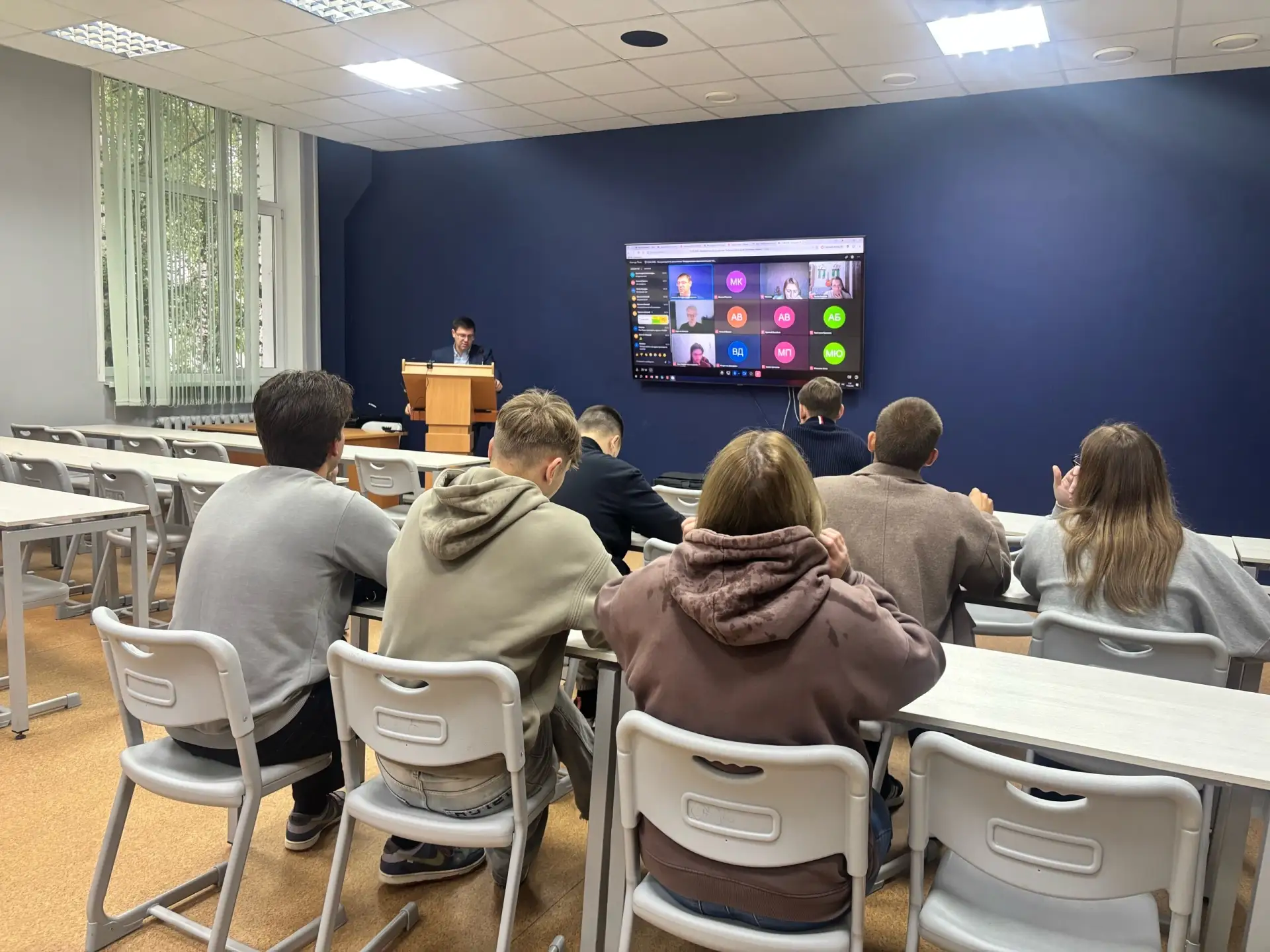 🎓🛩От студенческой скамьи до войск беспилотников: как магистерская степень открывает п...
