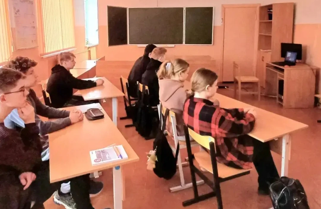 📌В 5 - 9 классах, в рамках проекта "Моя семья" сегодня прошло занятие по теме "Правовы...