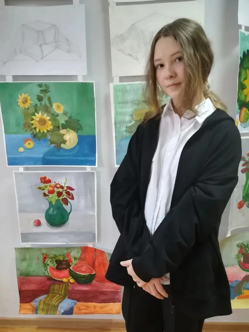 💫💫💫Поздравляем выпускницу художественного отделения Сизову Варвару  с поступлением в...