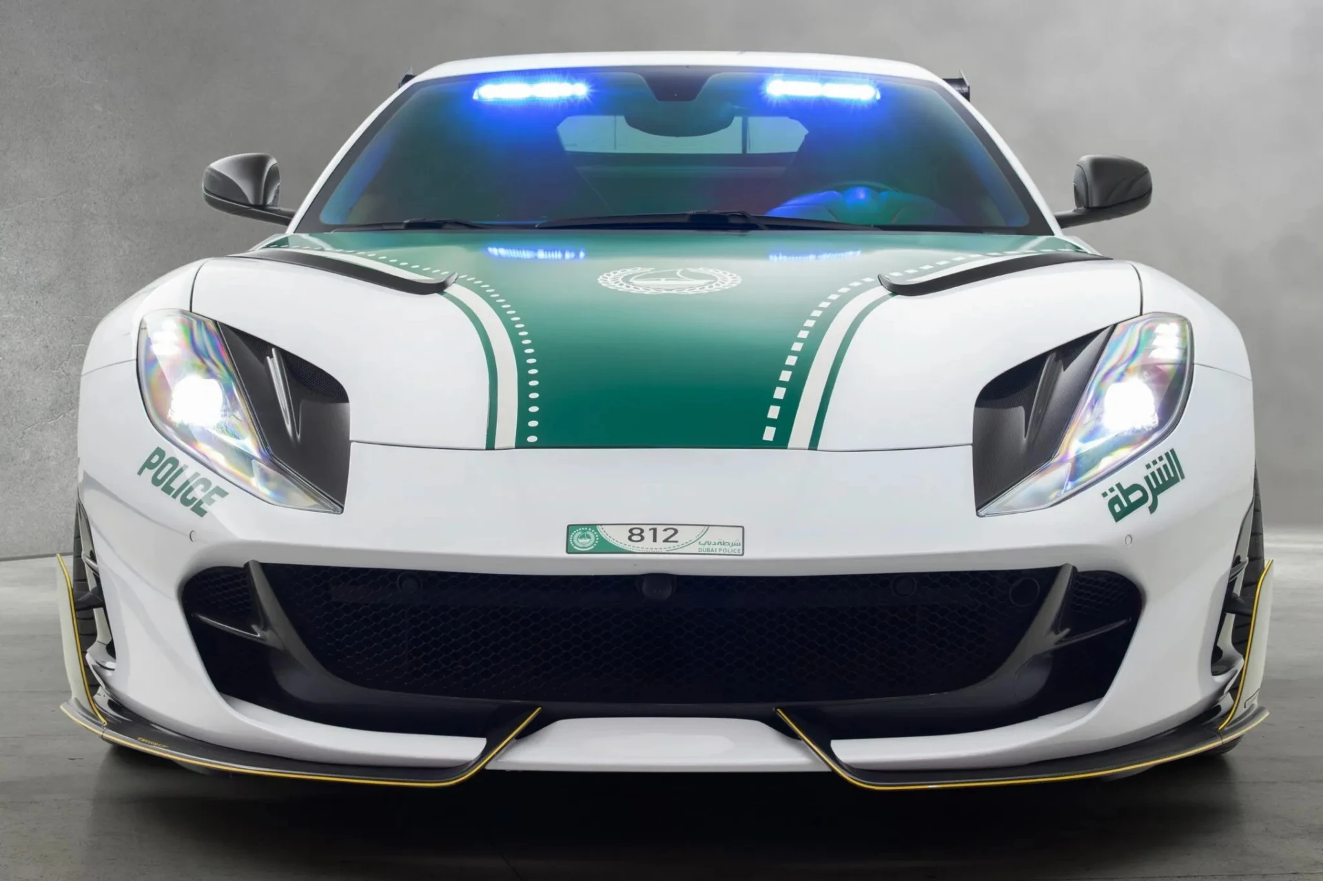 Полиция Дубая пересела на Ferrari от Mansory