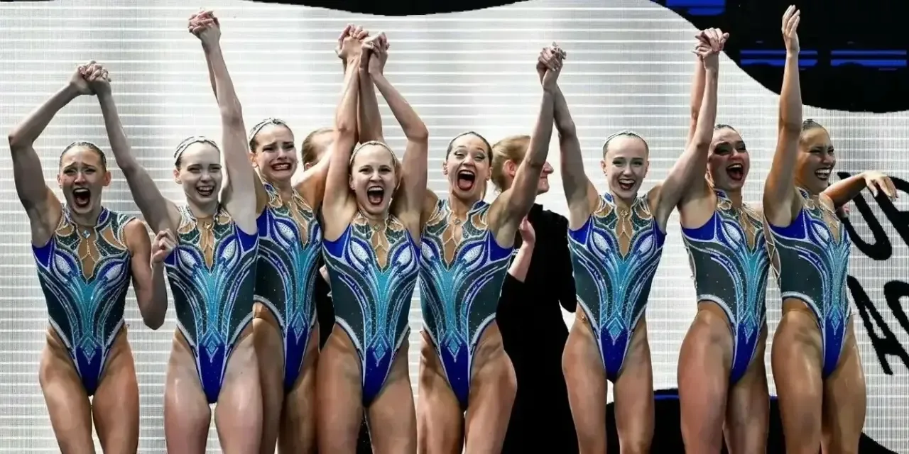 🏊‍♀️Спортсменка из Гатчины Елизавета Смирнова стала чемпионкой Европы по синхронному п...