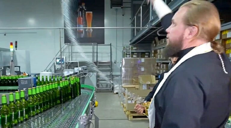 🤴⚖️🍻Епархия пригрозила СМИ судом за фейки об освящении пивзавода
