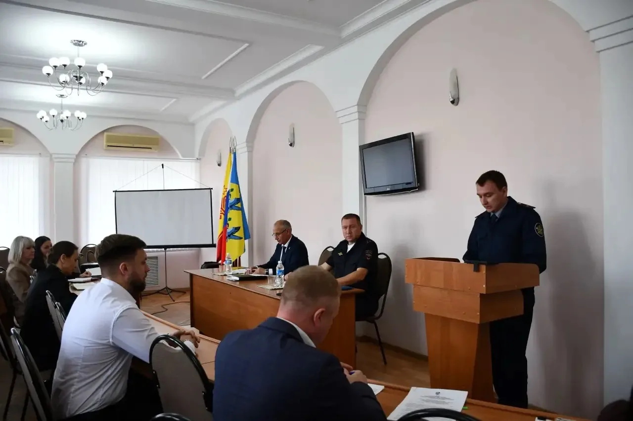 Меры по борьбе с наркоугрозой обсудили в Новочебоксарске. В администрации города прошло...