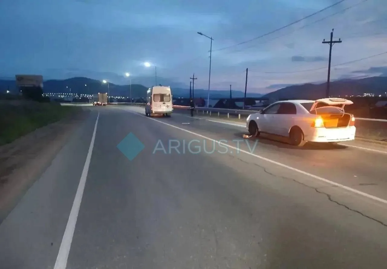 Женщина погибла под колёсами автомобиля в Сотниково