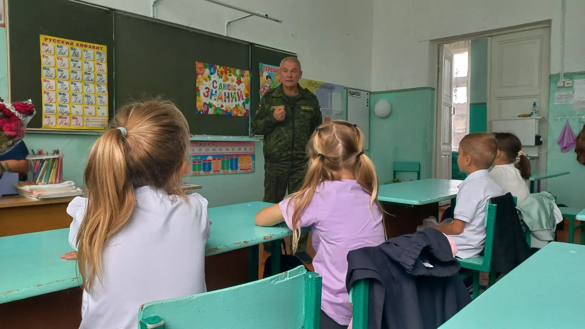 Безопасность с первых дней в школе! 🔥