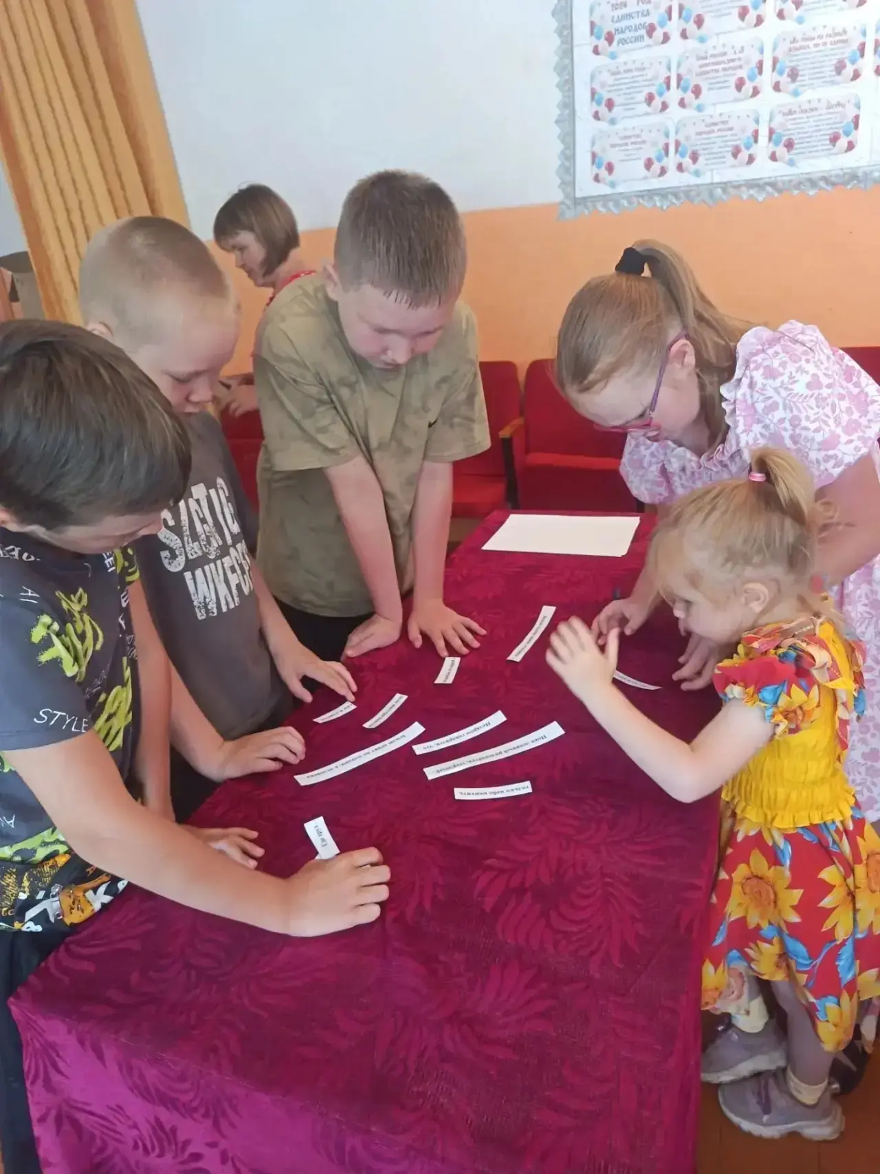 #КикнурскийПК#МКУ_КикнурскаяЦБС#ПотняковскаяСБФ

«Калейдоскоп профессий», - под таким названием 14 и