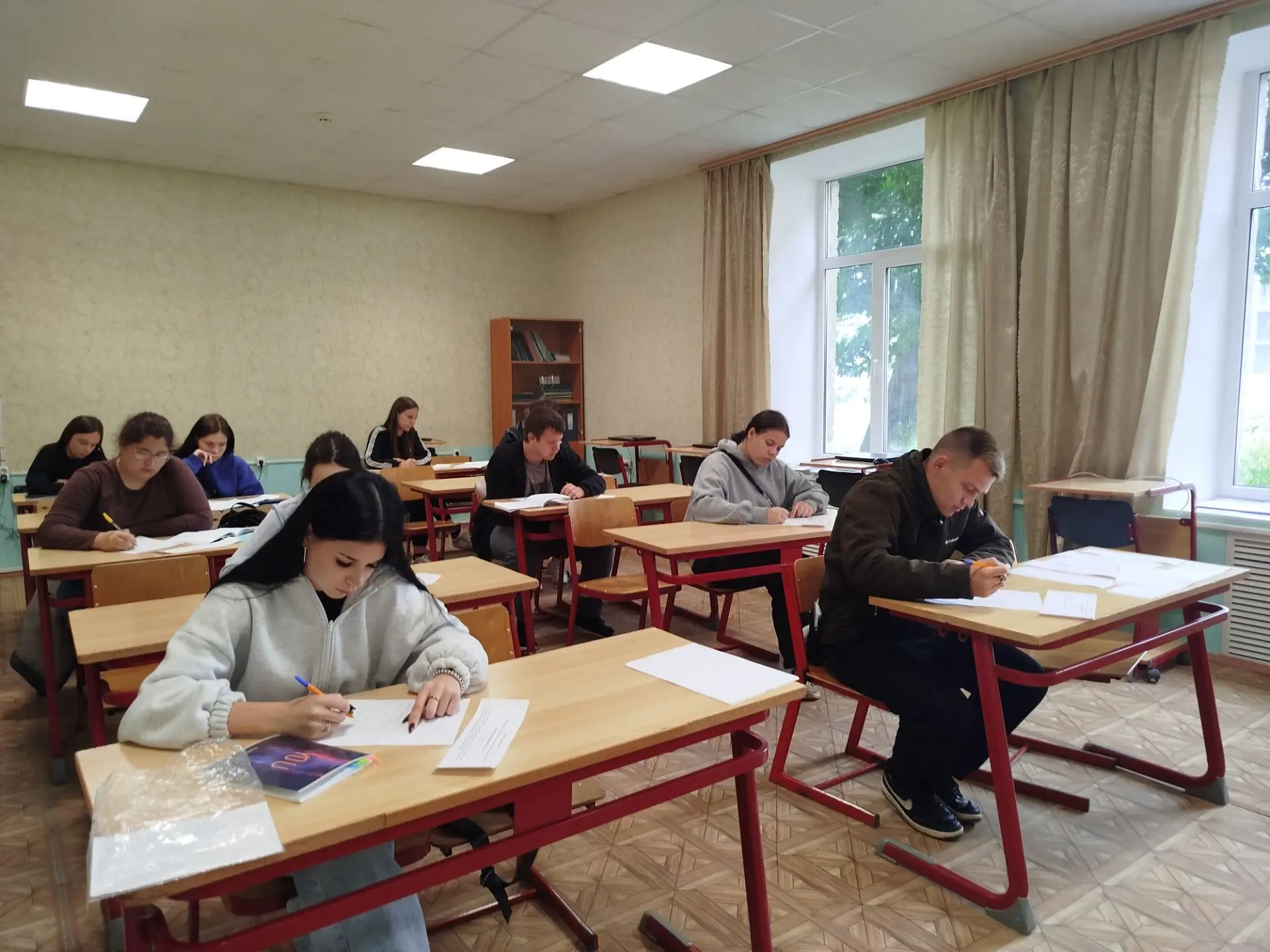 Сегодня в группе 2-З прошел экзамен по учебной дисциплине: "Математические методы решения прикладных