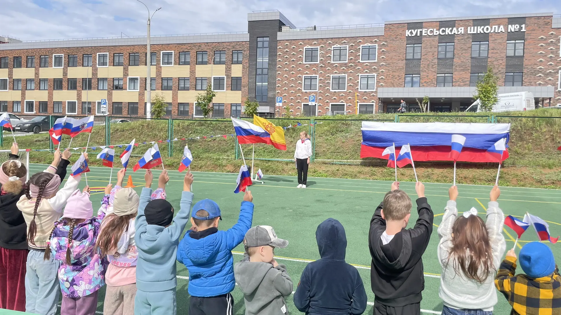 🎉 Сегодня наш детский сад отпраздновал важную дату – День Государственного флага Росси...