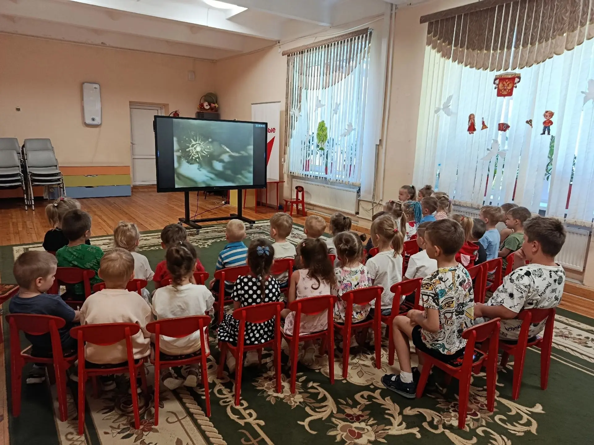 22 июня — День памяти и скорби

Сегодня воспитанники группы «Лучики» вместе со всей страной почтили 