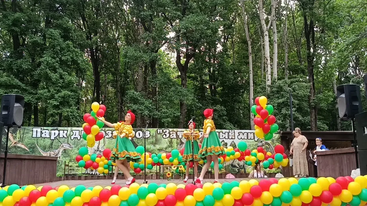 Танцевальный коллектив «Самира» с ярким выступлением принял участие в празднике Сабантуй, который пр