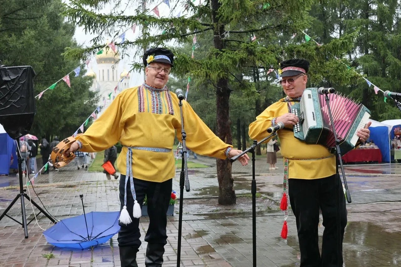 26 июля 2026 года в Троицком сквере Новосибирска Дом национальных культур им. Г.Д. Заволокина провел