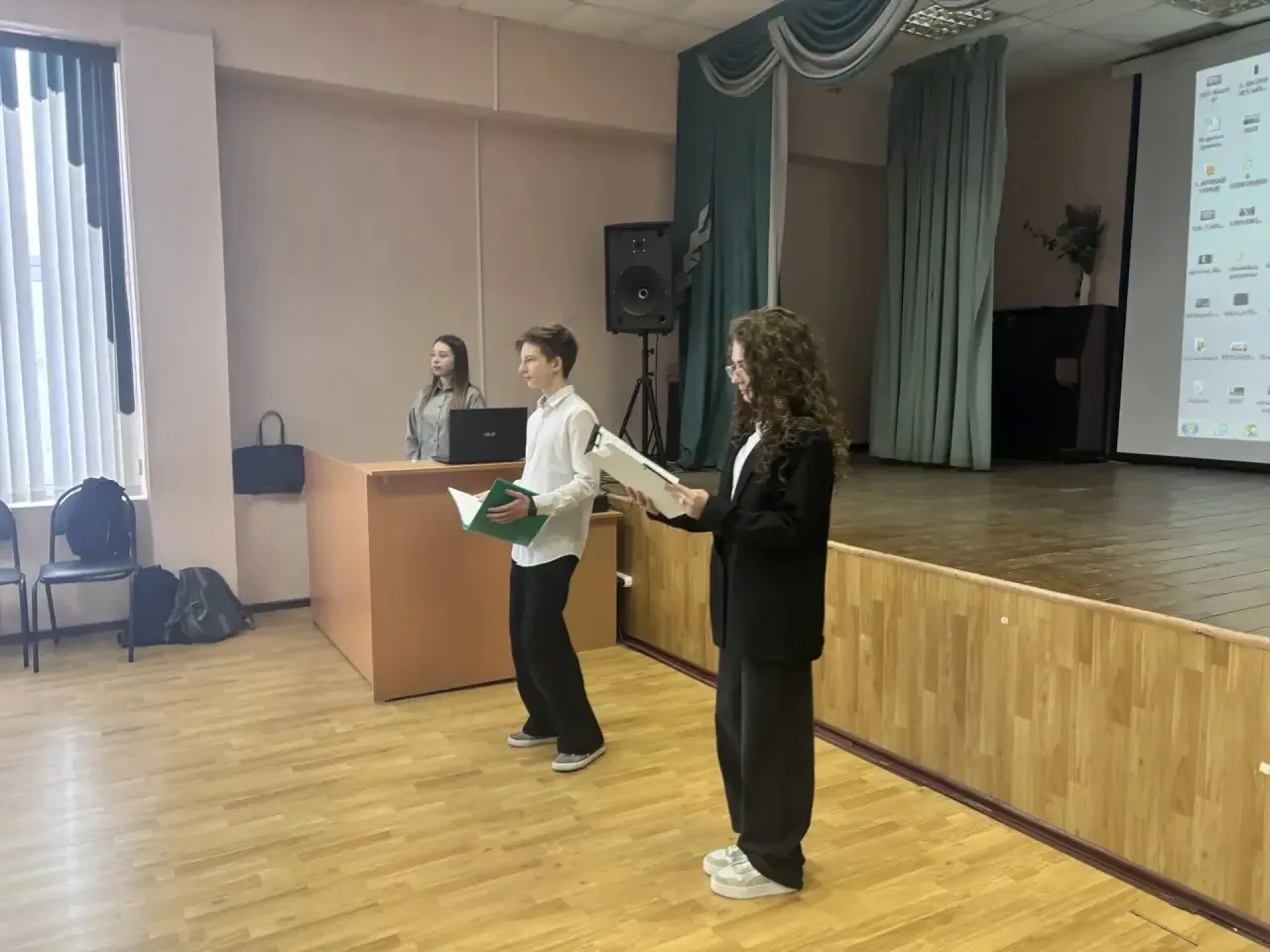 🎖️ 27 апреля в Лицее №12 прошла торжественная линейка, посвященная 81-й годовщине Великой Победы и о