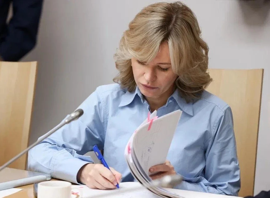 У депутатов отпусков не бывает!

Об этом вчера напомнил Председатель Госдумы Вячеслав Володин. Плена