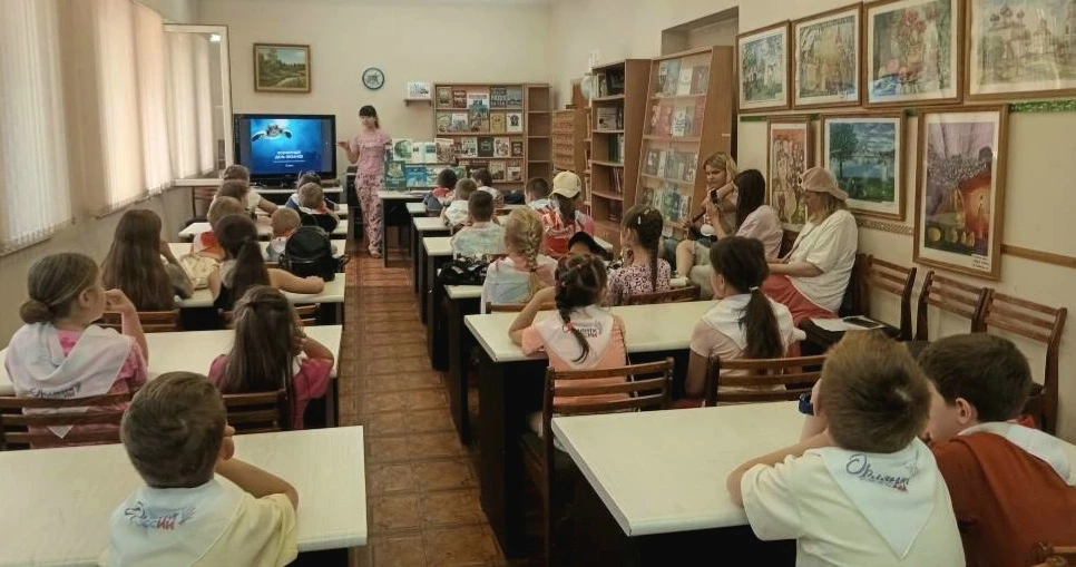 🌊 Погружение в океанские тайны в Центральной детской библиотеке!

Во Всемирный день океана, в библи