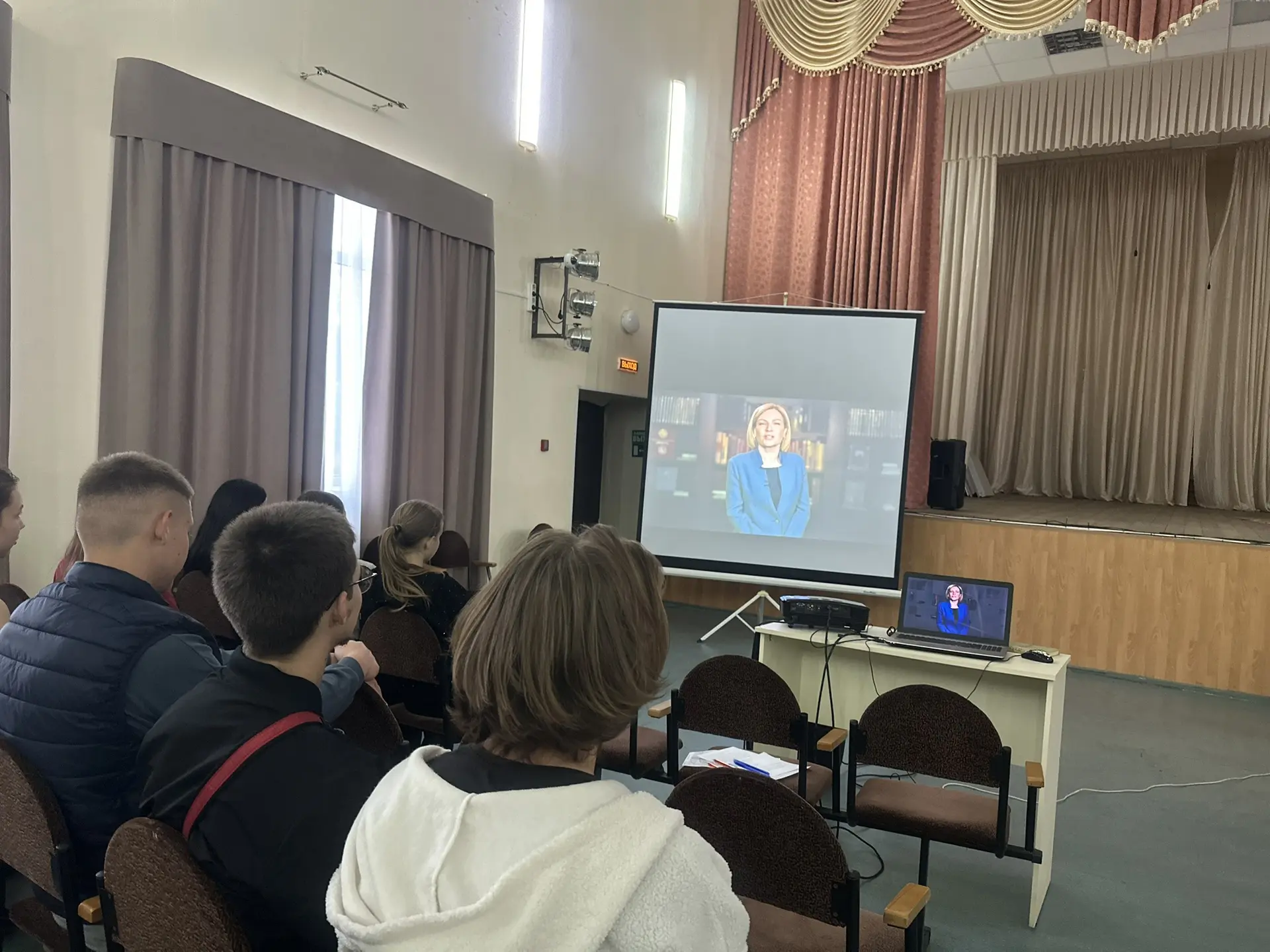 🎬 «Ночь кино» в ЦКР Городище: волшебные приключения с «Чебурашкой 2»! 🎬